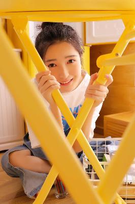 黑瓜网-每日大赛 反差